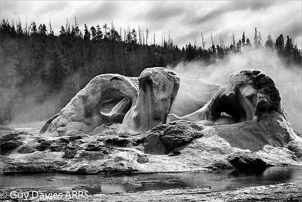 Grotto Geyser (Mono)
