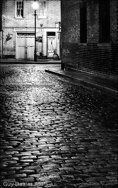 Night at Ezra Street