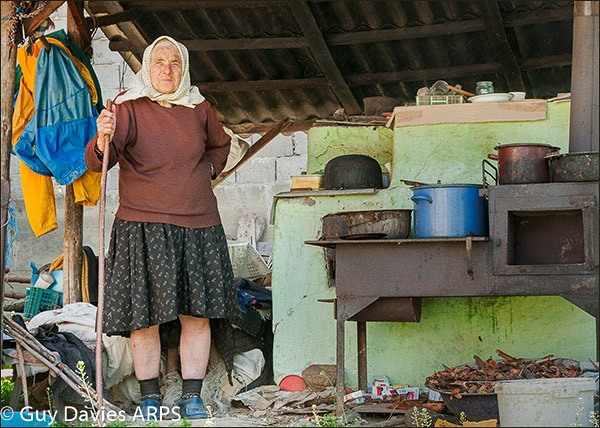 Village Cook, Romania